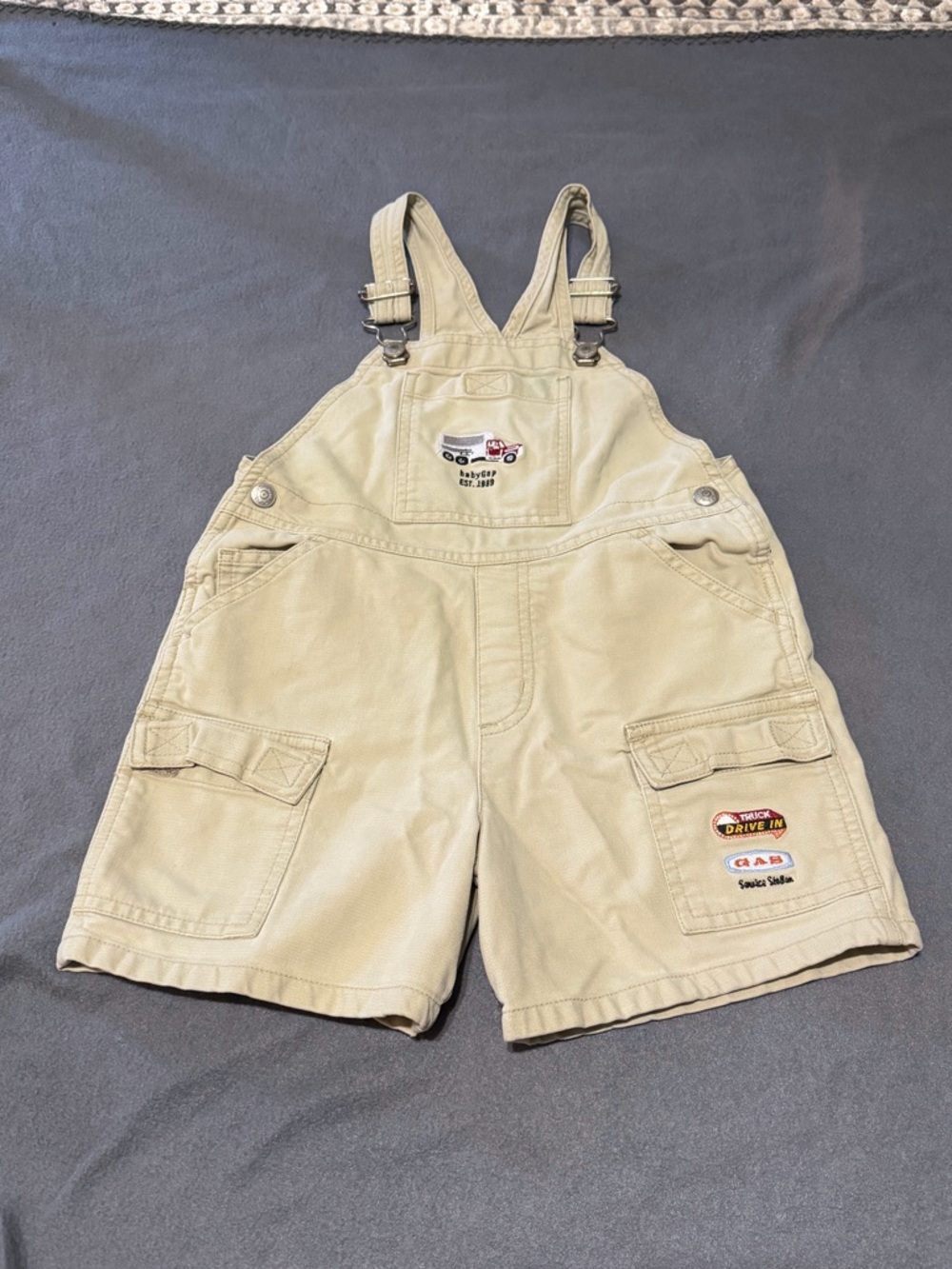 Baby Gap 90s Size 4xl Khaki Short Overalls with Patch Details